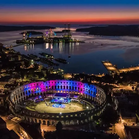 Apartmán Lovric 2 *