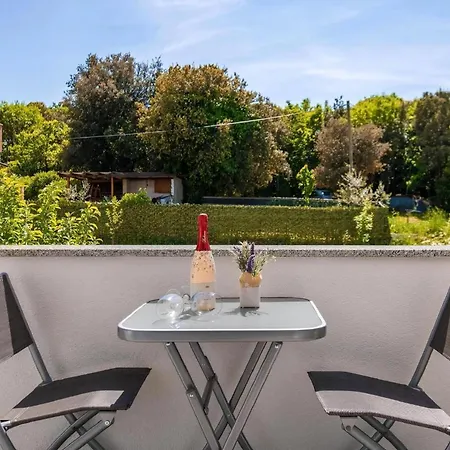 Lovric 2 Appartement *